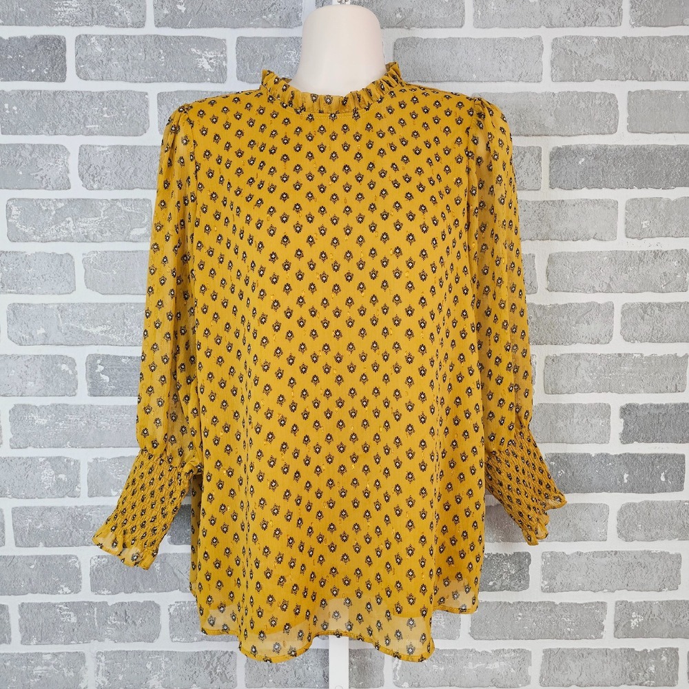 Maison d'Amelie Floral Print Blouse Women's‎ Small Ruffle Neck Metallic Thread